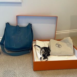Lightly used Hermes Evelyne 29